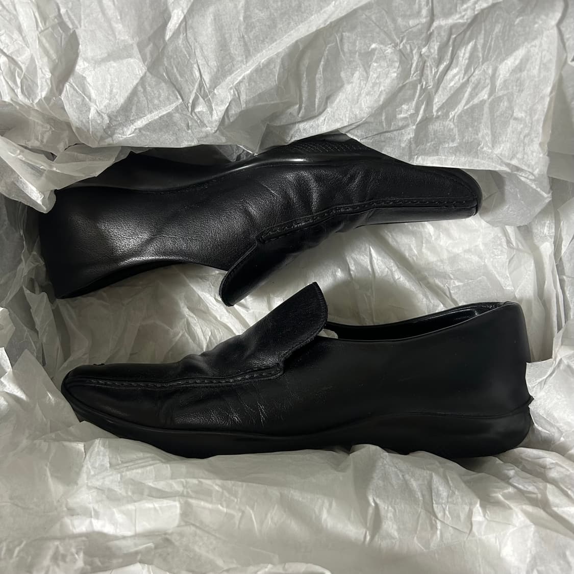 Prada sports slip on loafers 상품이미지1