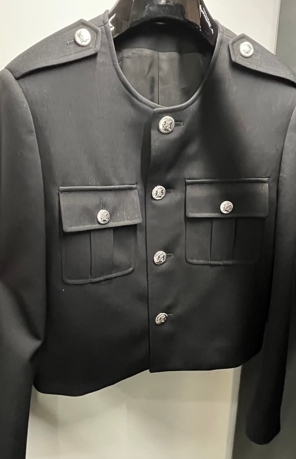 [BTS 뷔님 착용] 셀린느 24fw 샤세르 밀리터리 자켓 상품이미지5