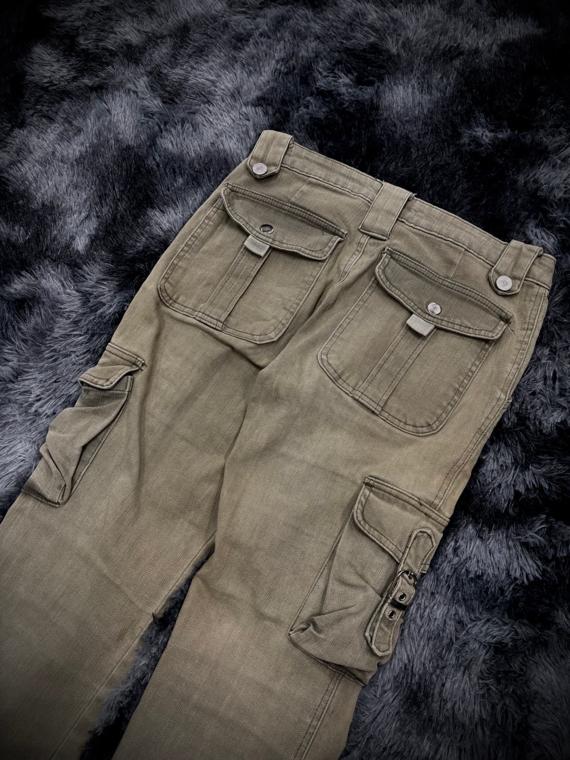 카키 멀티포켓 스트랩 디테일 부츠컷 카고팬츠 상품이미지7