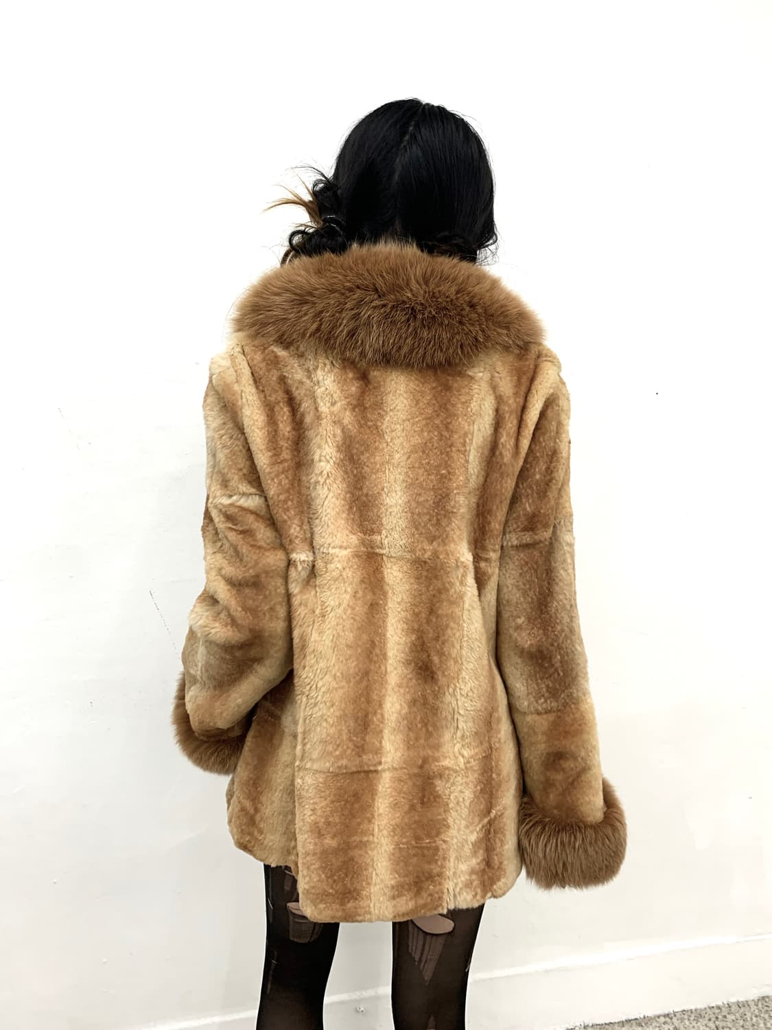 Rust camel rabbit fur jacket  상품이미지3