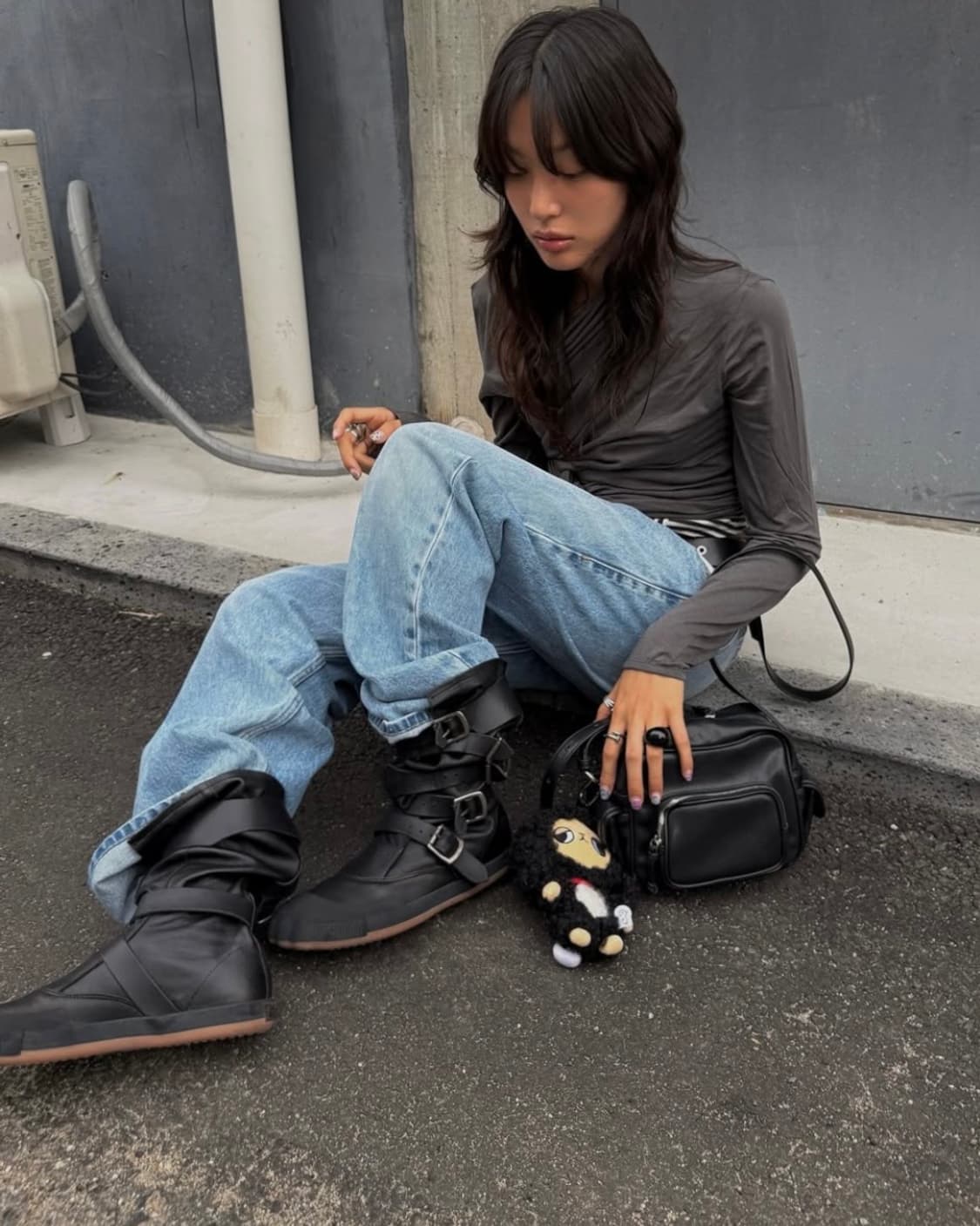 [37,38,39]비비안웨스트우드 25fw 파일럿 버클 부츠 상품이미지8