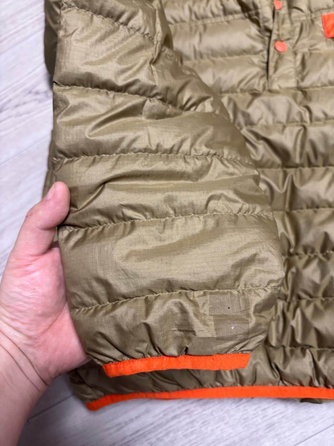 [m/하자] 파타고니아 다운 스냅티 상품이미지5