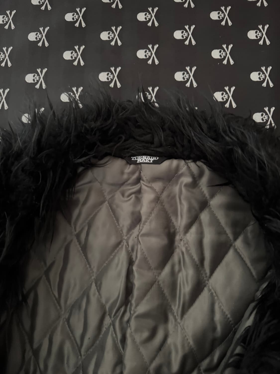 “Tornado Mart” Black fur jacket 상품이미지7