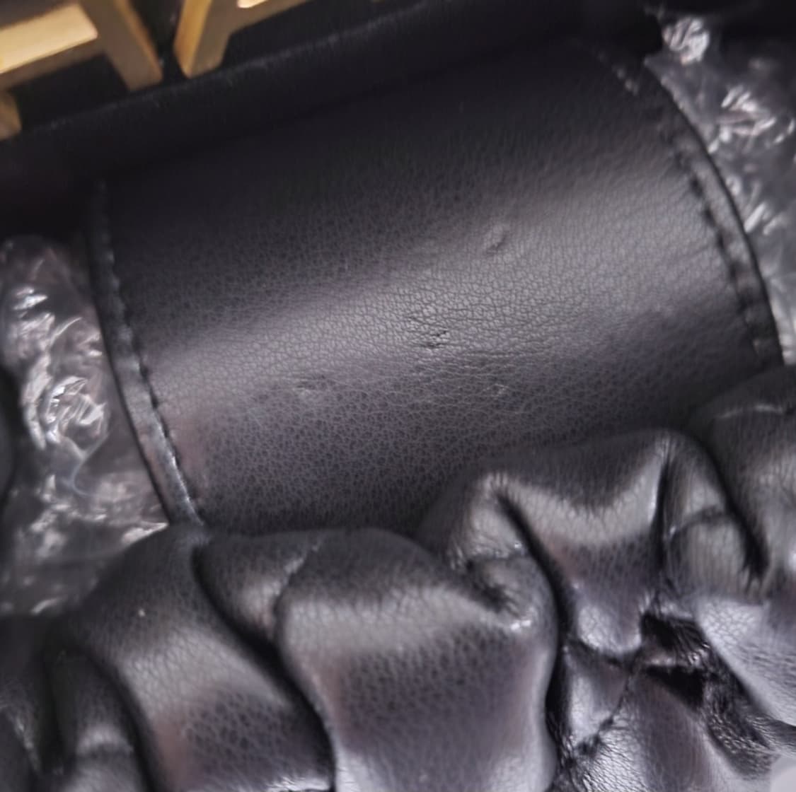 샤넬 뷰티 참장식 램스킨 크로스백 상품이미지7