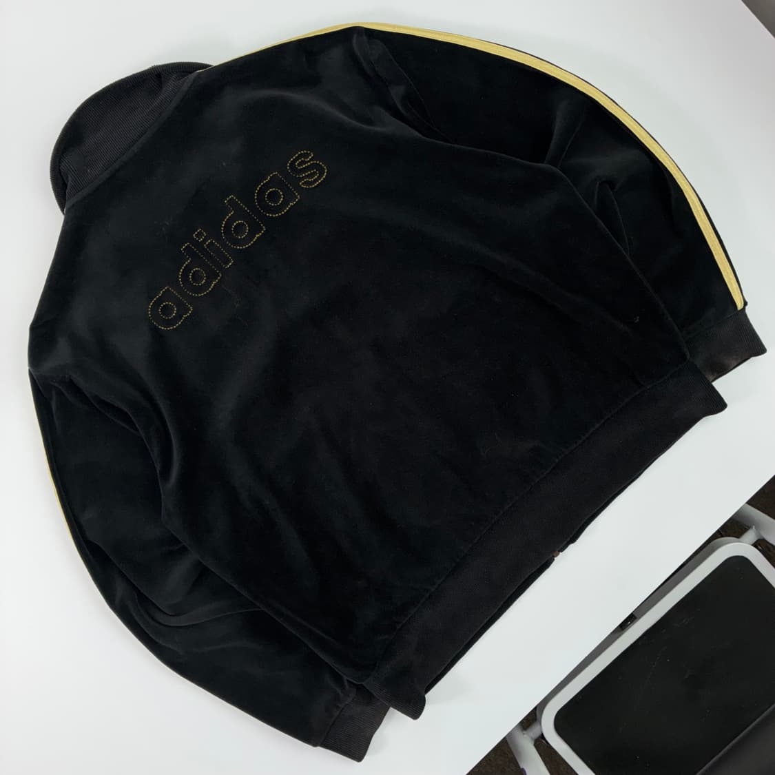 Adidas  아디다스 사이드라인 블랙 벨벳 트랙탑 져지  상품이미지5