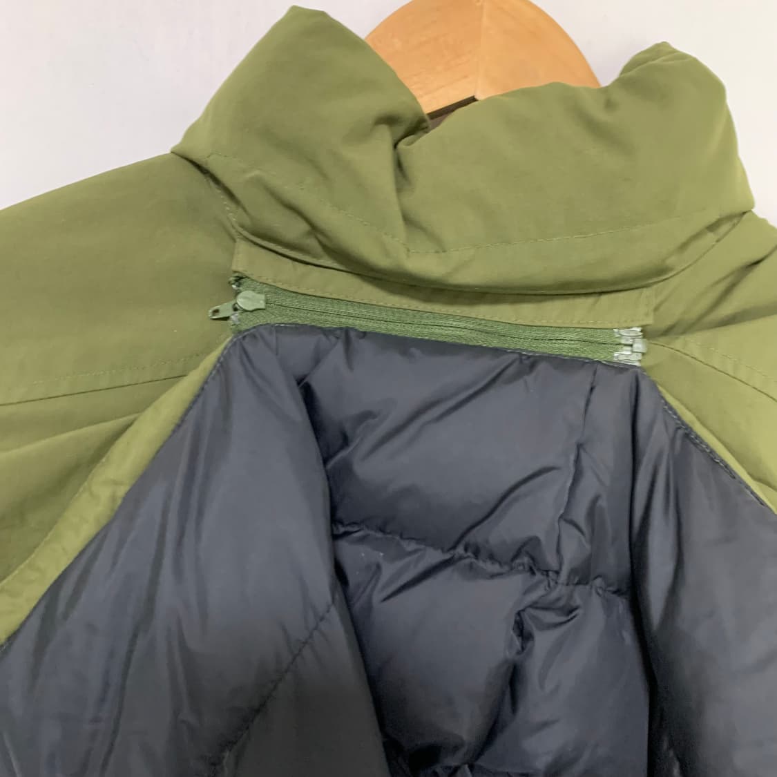 살로몬 퍼 후드 패딩 점퍼 카키 00s 2010 y2k 빈티지 상품이미지5