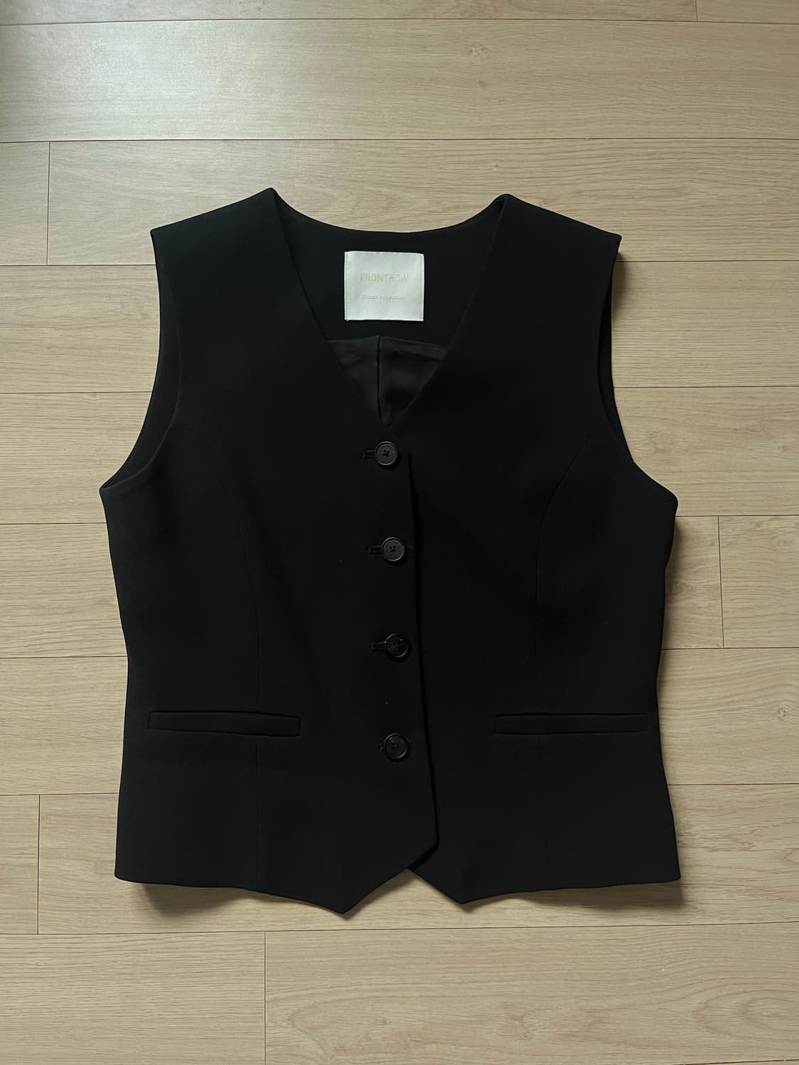 FRONTROW 블랙 테일러드 베스트 상품이미지1