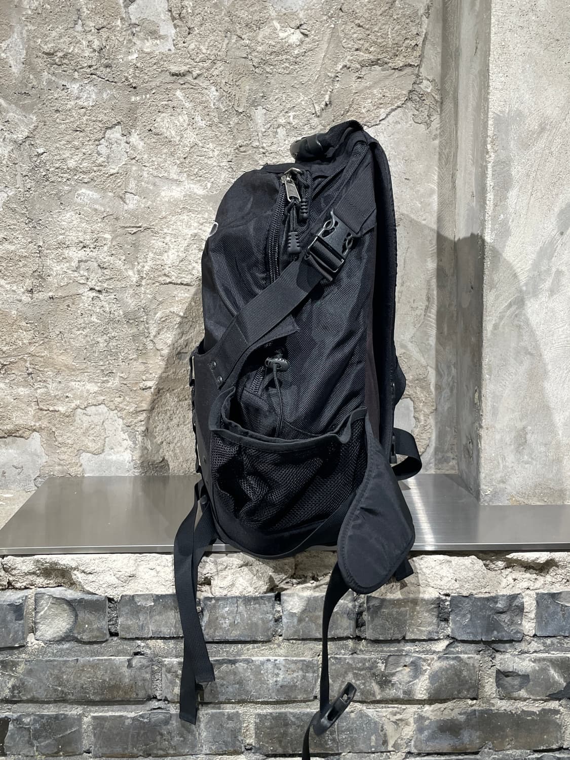 오클리 00’s 블랙 텍티컬 백팩 상품이미지6