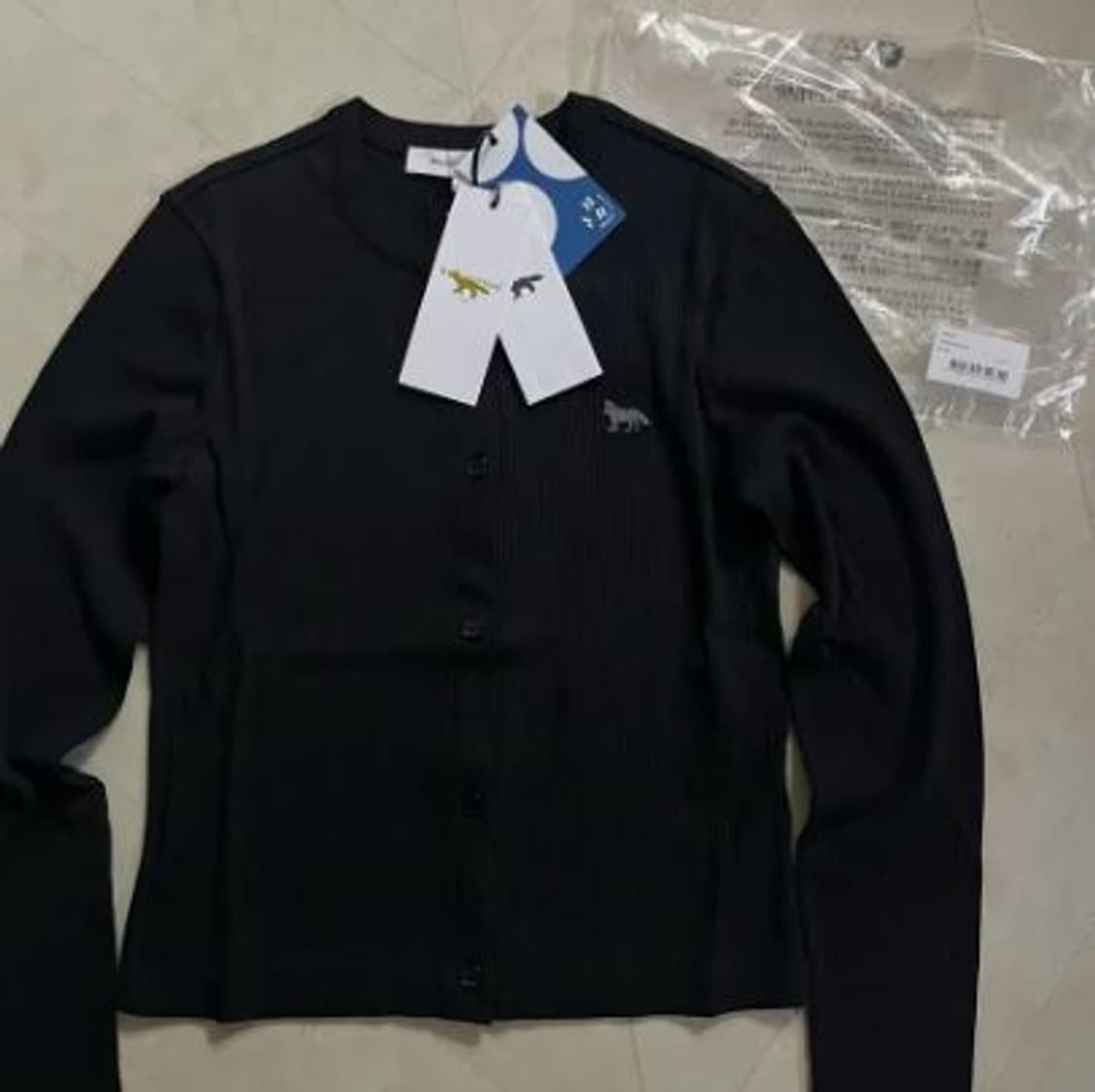 새상품(S)메종키츠네 베이비폭스 로고 가디건 블랙 상품이미지1