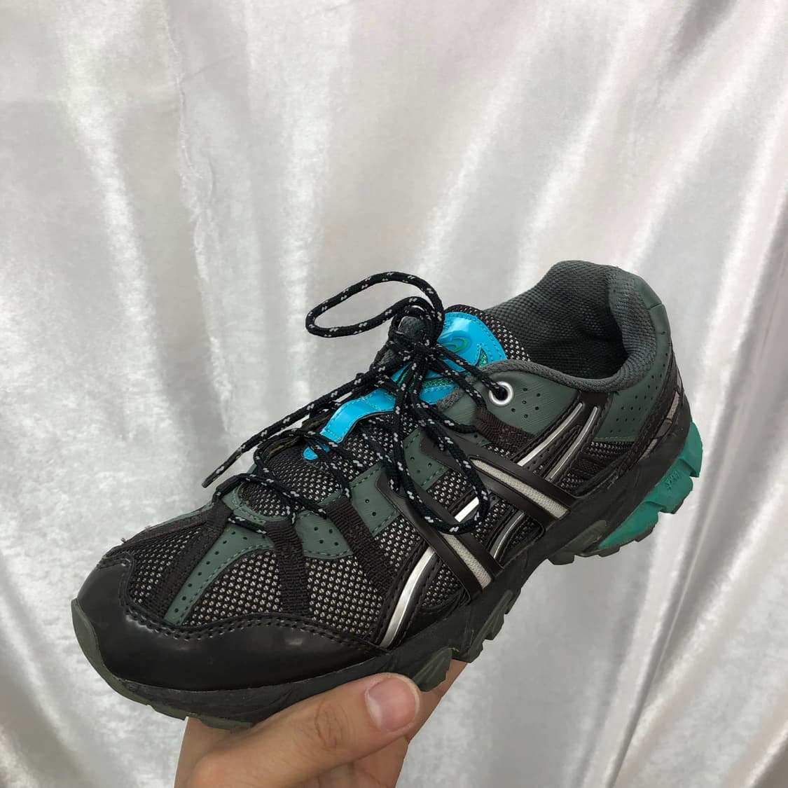 아식스 x 마뗑킴 젤 소노마 50-15 운동화 사이즈250  상품이미지4