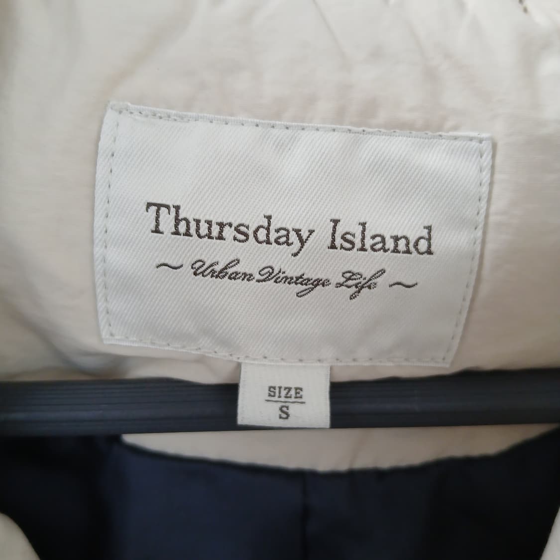 Thursday Island 후드 롱 코트 네이비 상품이미지7
