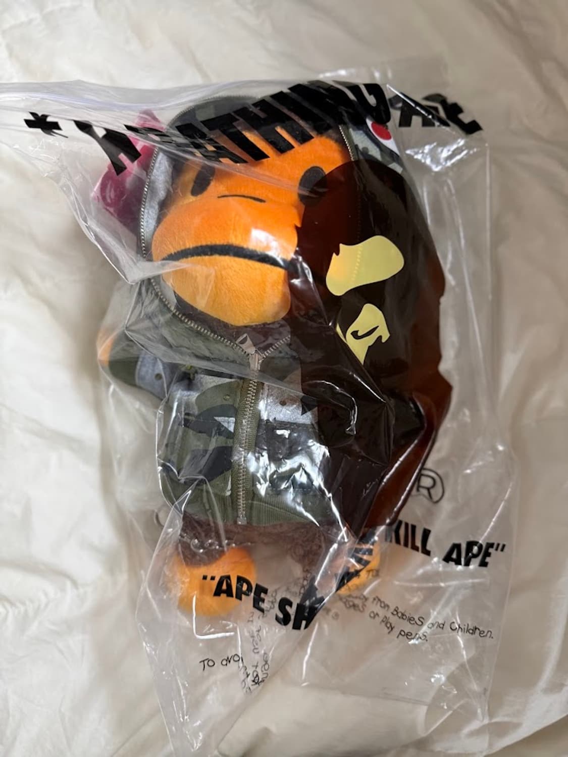 베이프 카모 마일로 플러쉬 인형 백팩 그린 상품이미지2