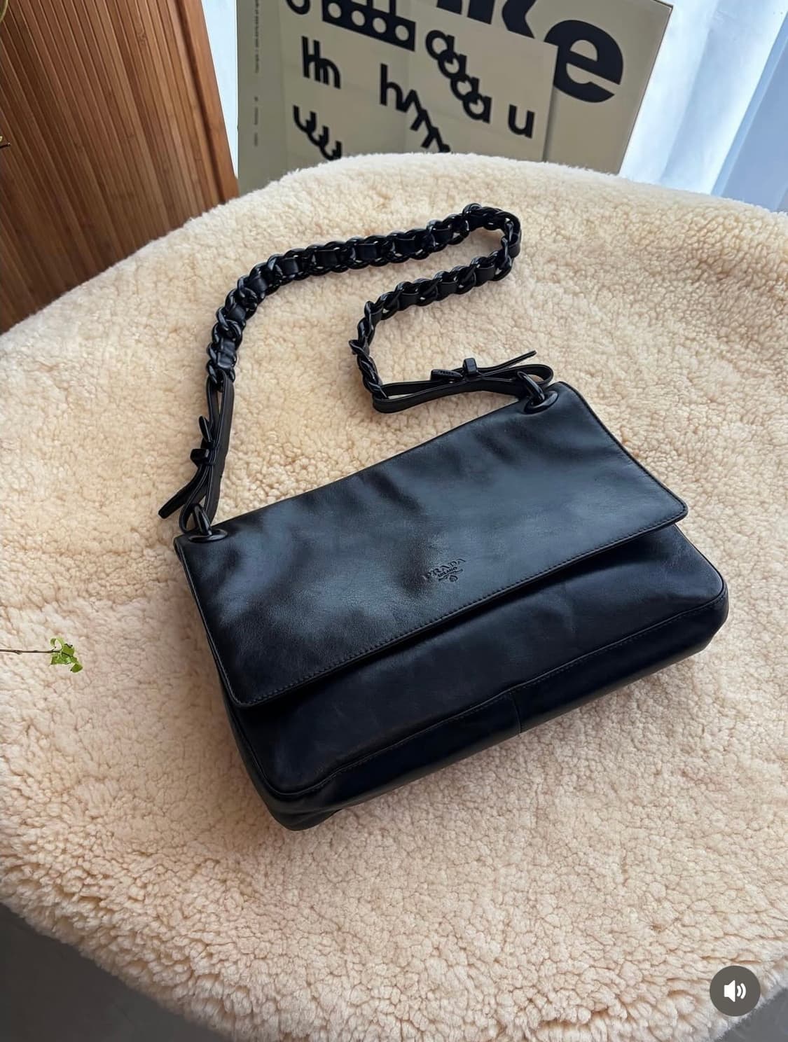 프라다 레더백 상품이미지2