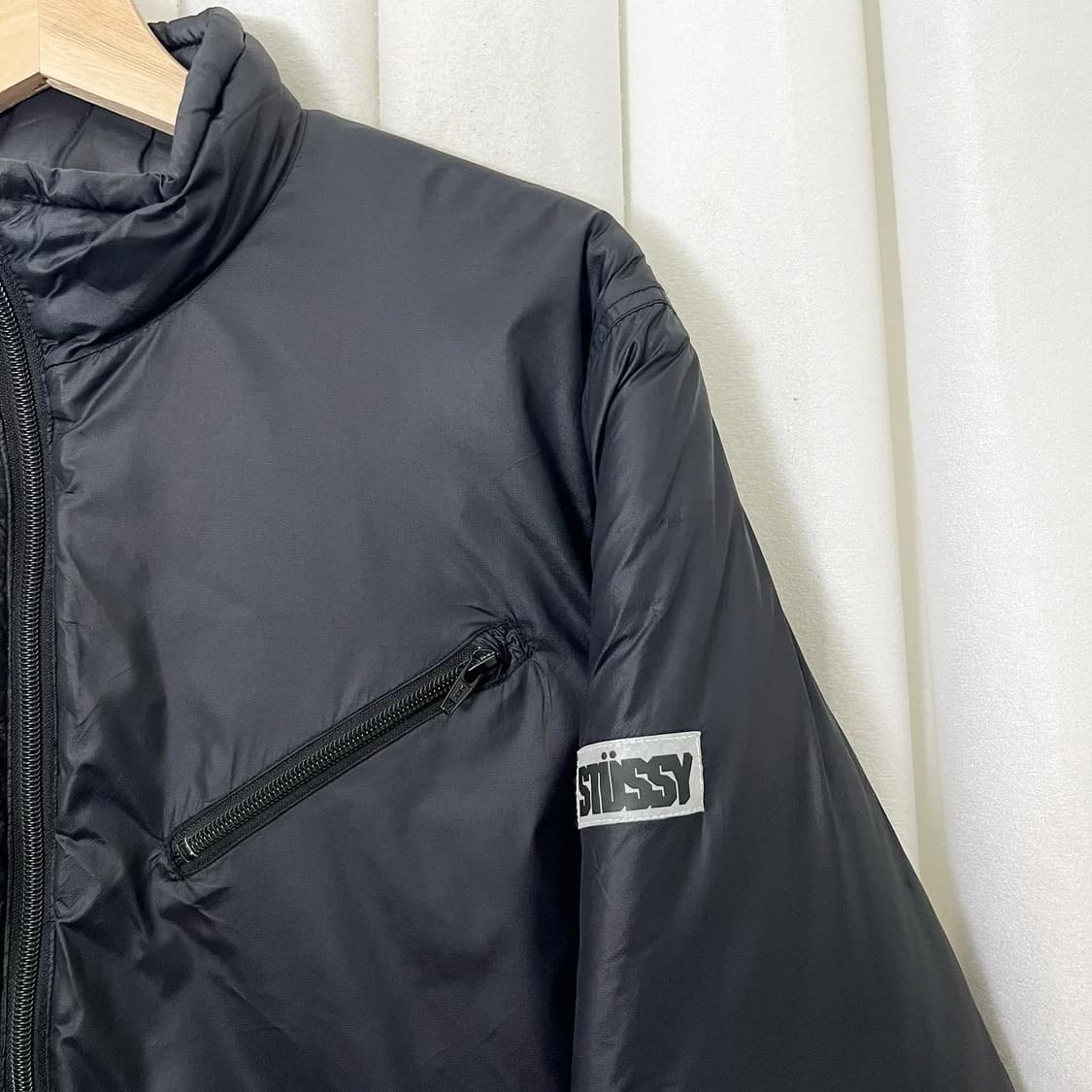 스투시 블랙 리버시블 패딩 점퍼 상품이미지3