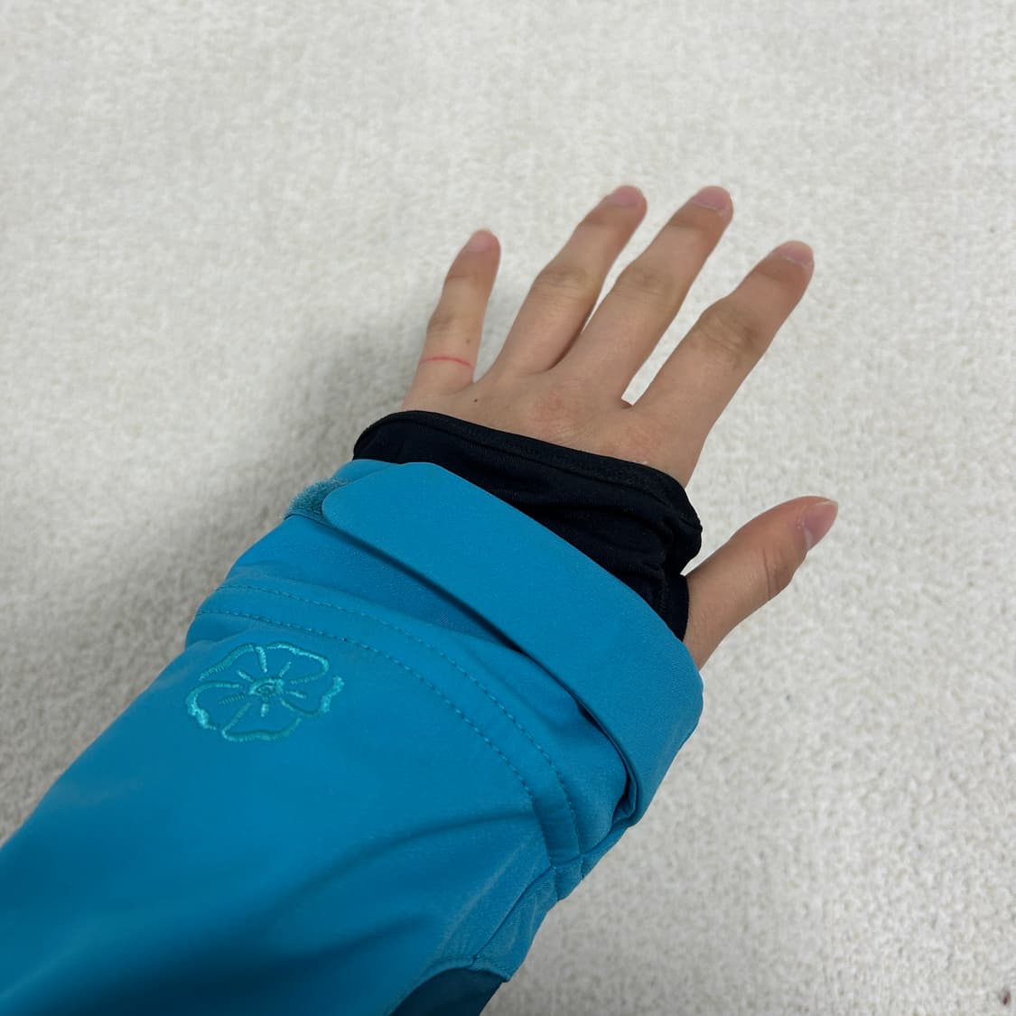 아웃도어리서치 자수로고 마운틴 자켓 등산 바람막이 상품이미지4