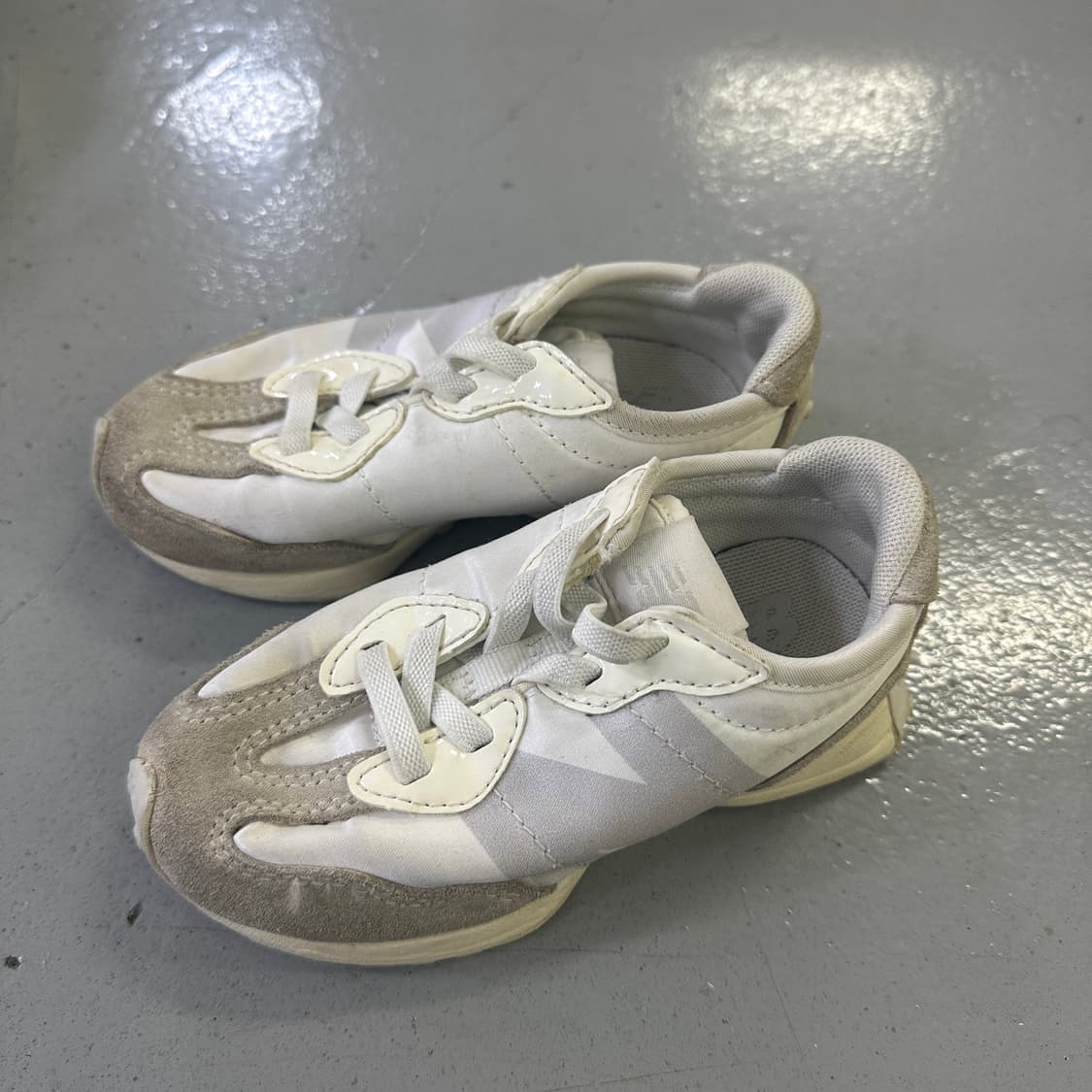 145 뉴발란스 키즈 327 운동화 0407D 상품이미지2