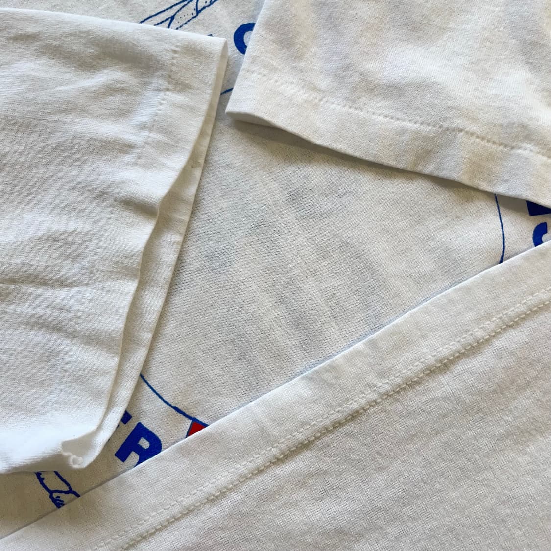 90‘s 미국 제조 빈티지 화이트 프린팅 반팔티 상품이미지9