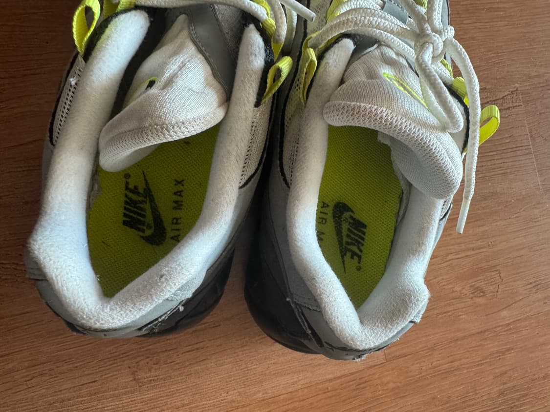 에어맥스95 형광 270사이즈 상품이미지2
