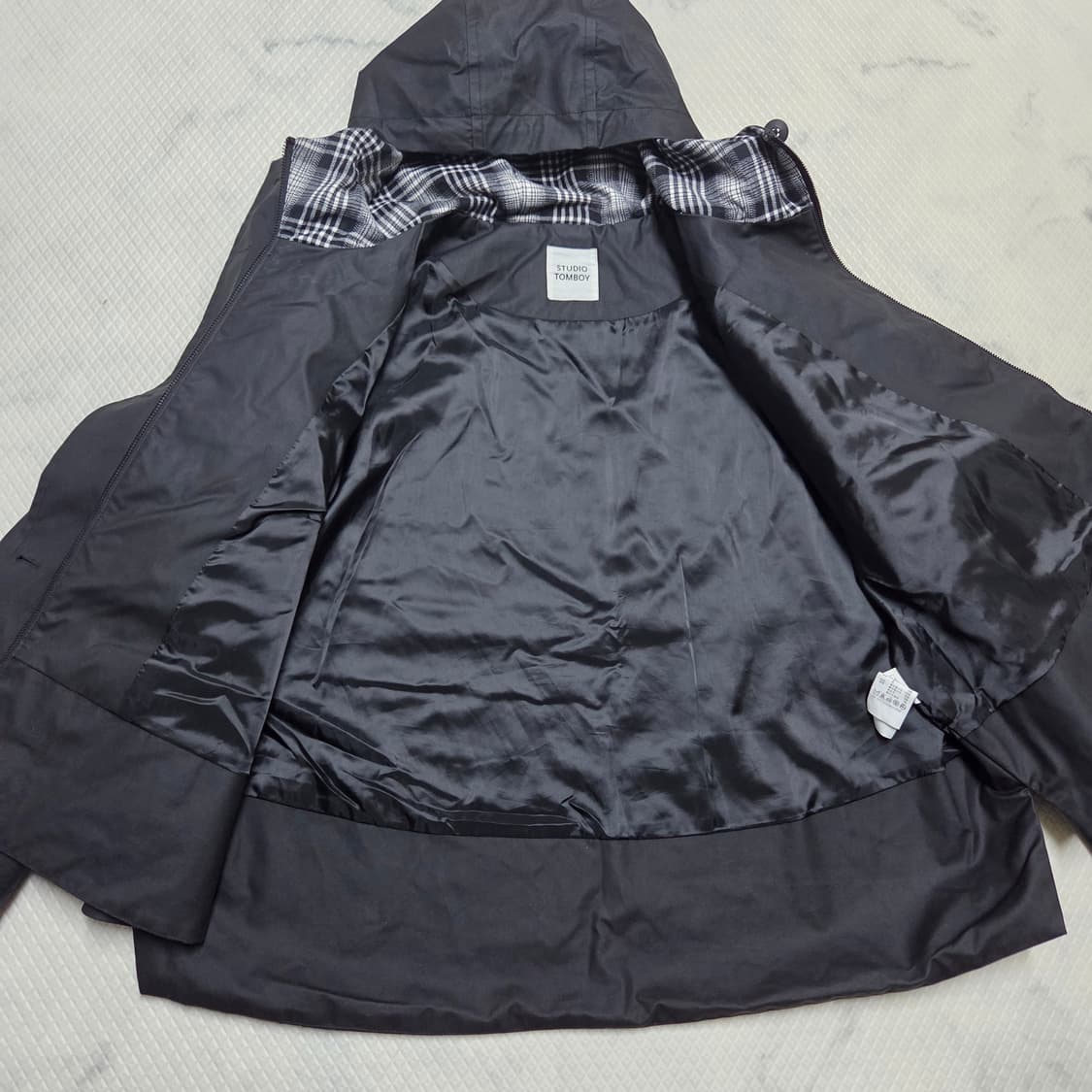 스튜디오 톰보이 블랙 후드 점퍼 상품이미지8