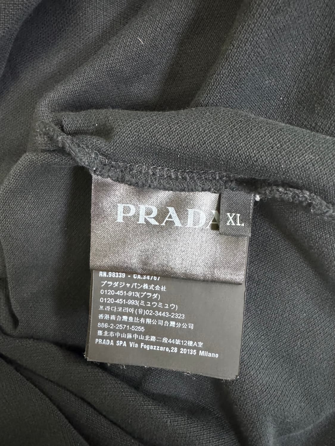 프라다 블랙라벨 폴로티 상품이미지7