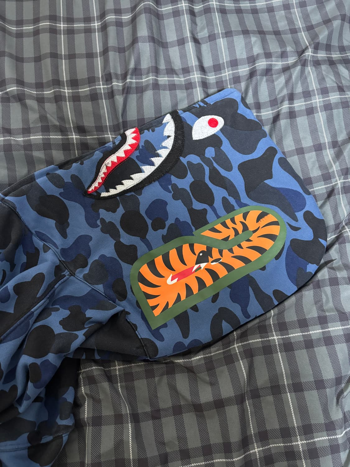 베이프 샤크카모 후드집업 XXL 상품이미지7