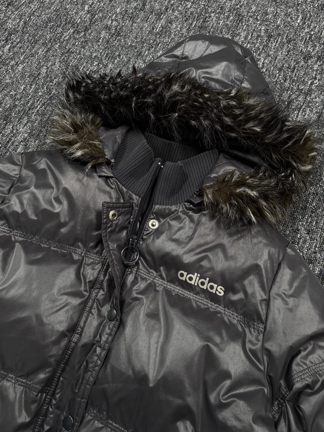 아디다스 블랙 패딩 상품이미지5