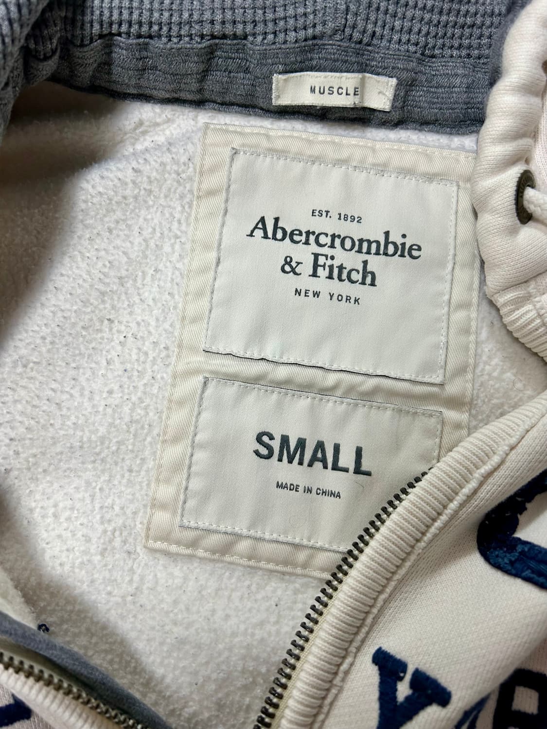Abercrombie out stitch hoodie zip-up 상품이미지3