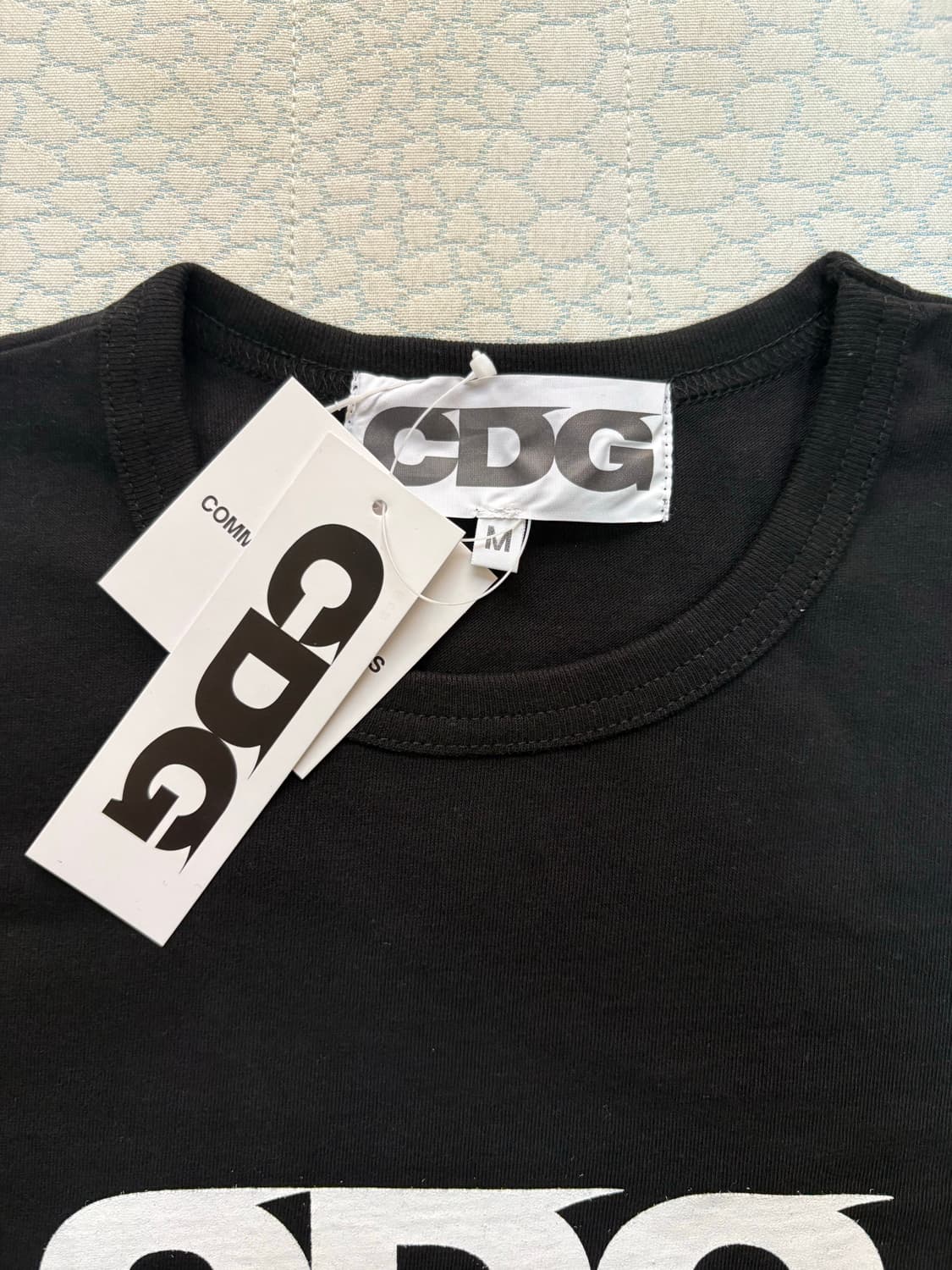 꼼데가르송 CDG 반팔 새상품 상품이미지2