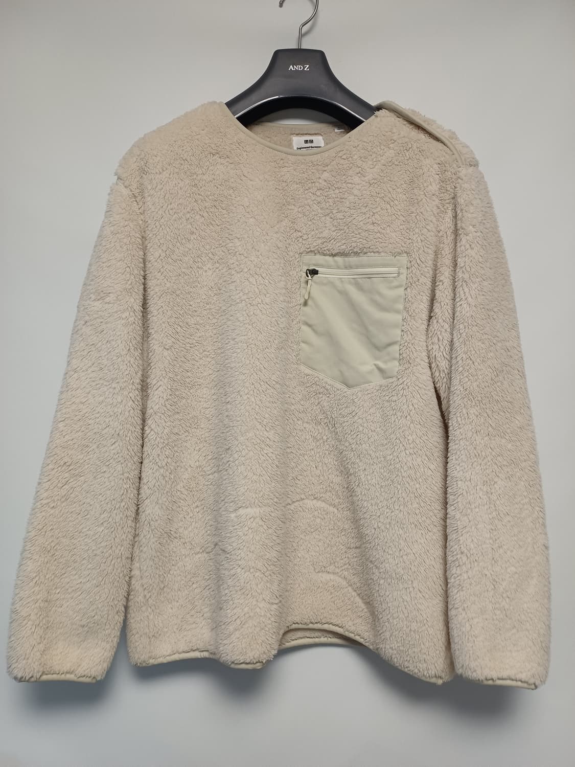 유니클로× 엔지니어드 가먼츠 콜라보 후리스 맨투맨 상품이미지1