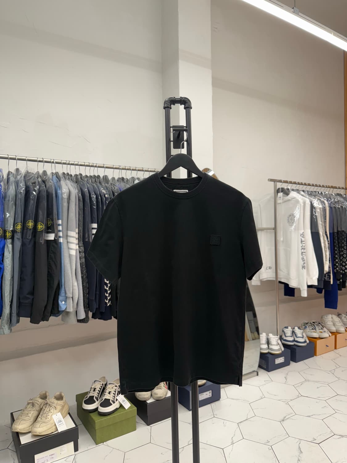 [44] 우영미 그라데이션 백로고 반팔티 상품이미지2