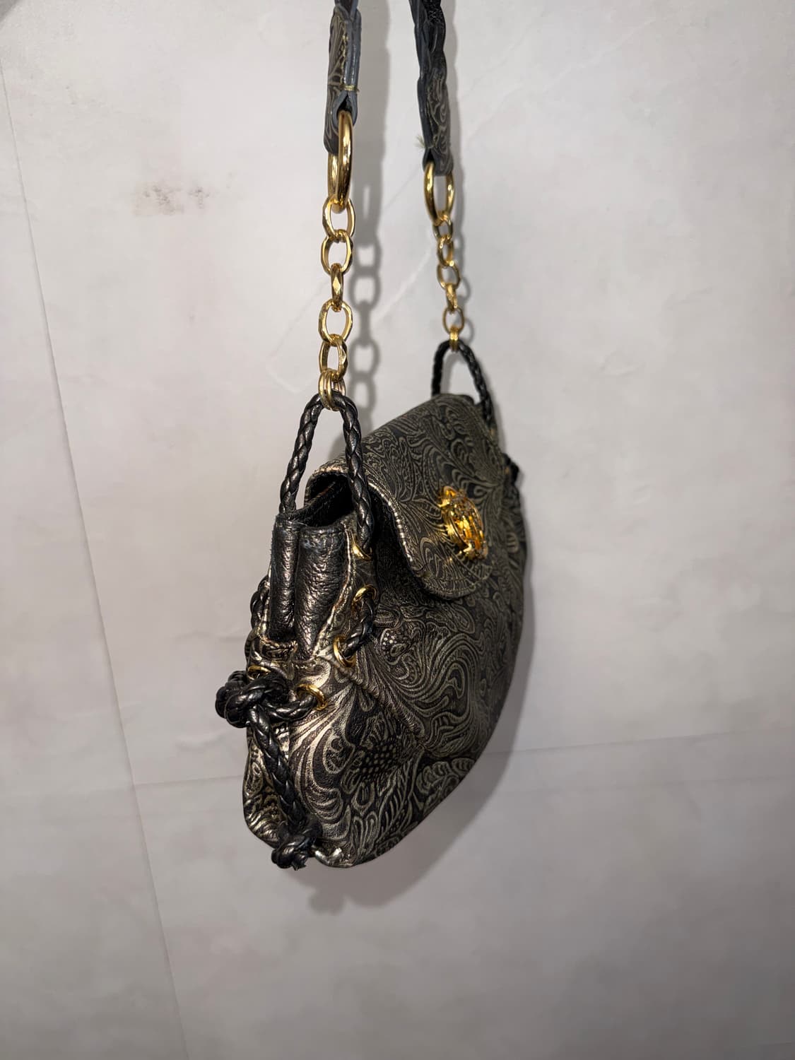 Vincis Bench black oriental chain 숄더백 상품이미지3