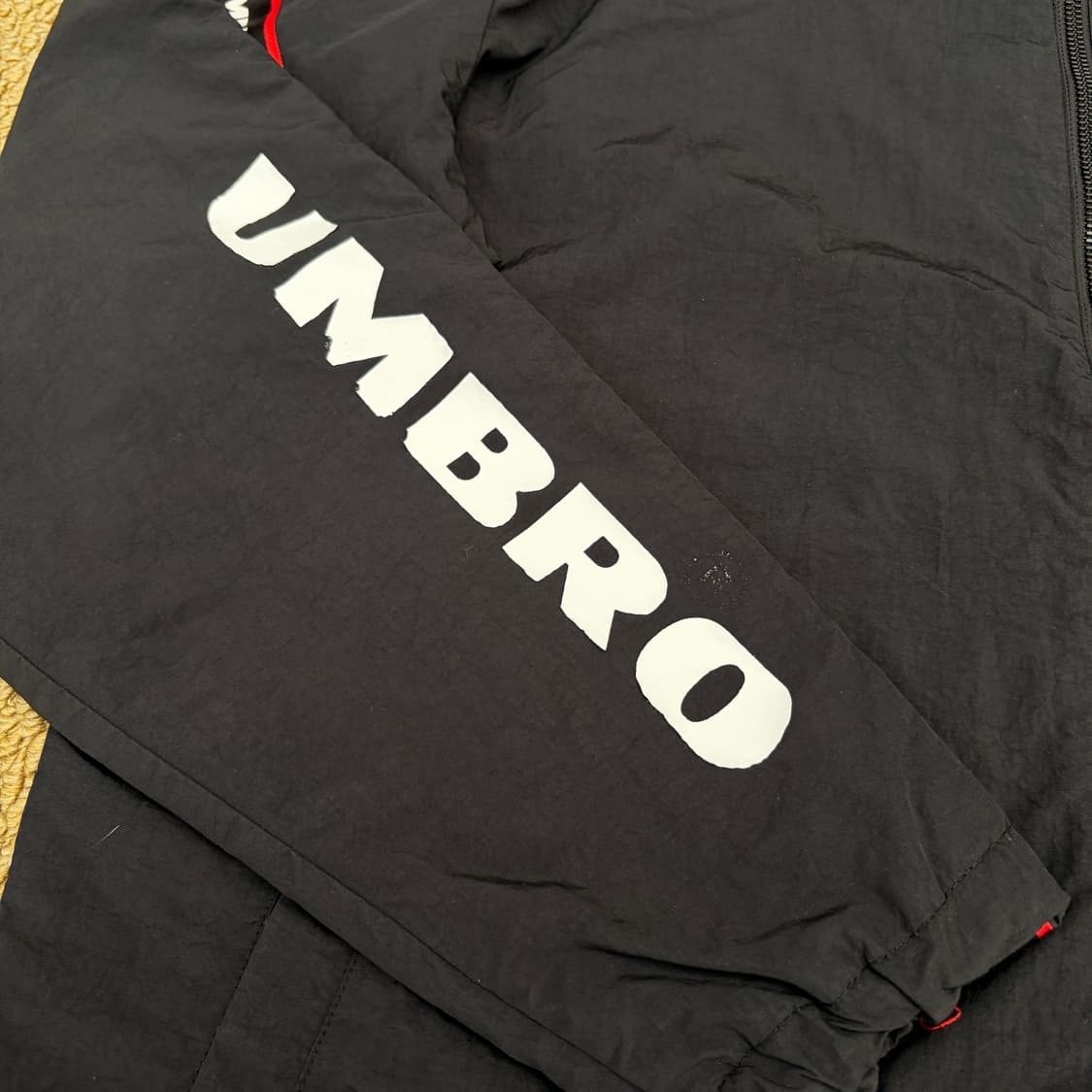 엄브로 사이드라인 블랙 바람막이 자켓(100) 상품이미지6