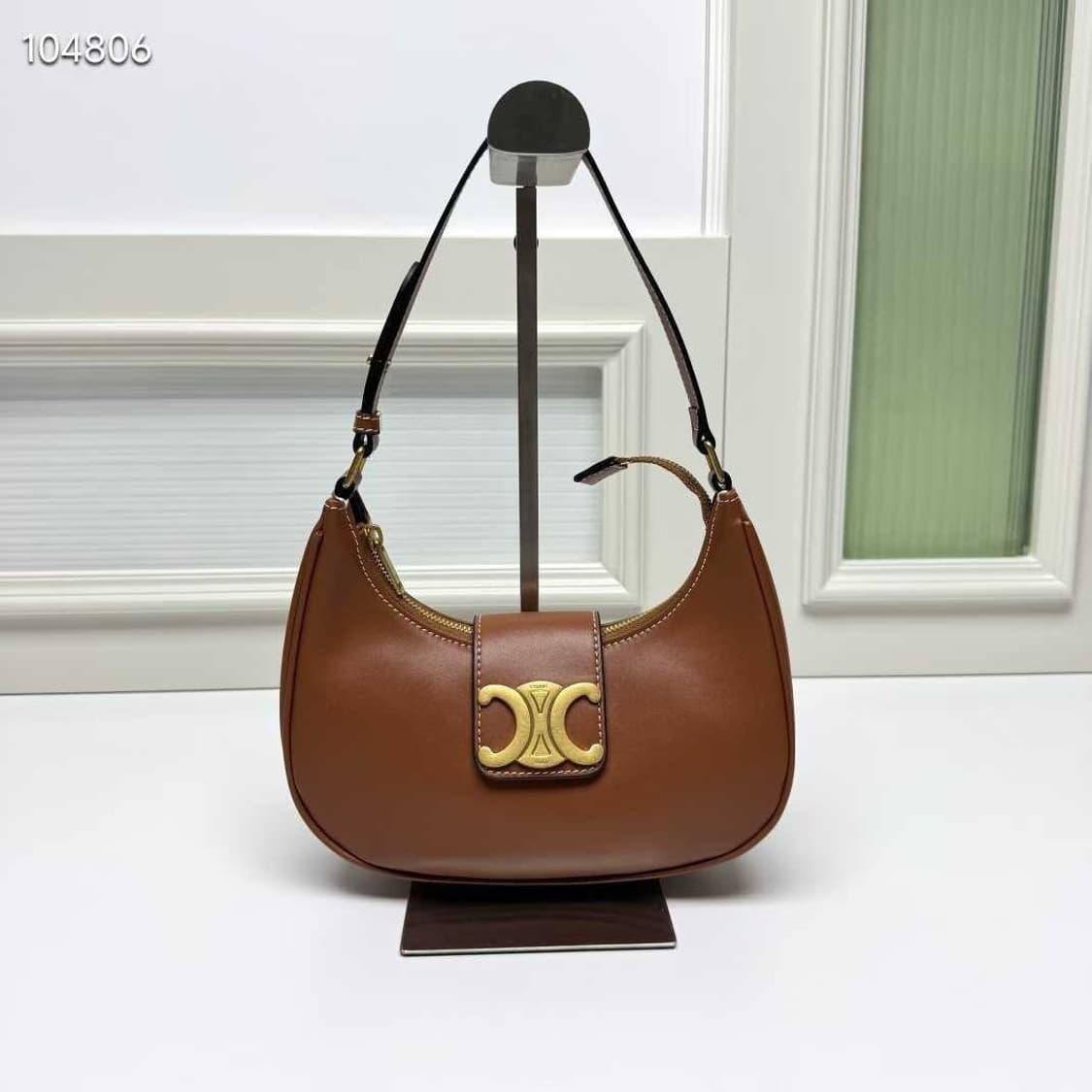 셀린느(Celine) 미디엄 트리옹프 아바 백 상품이미지4