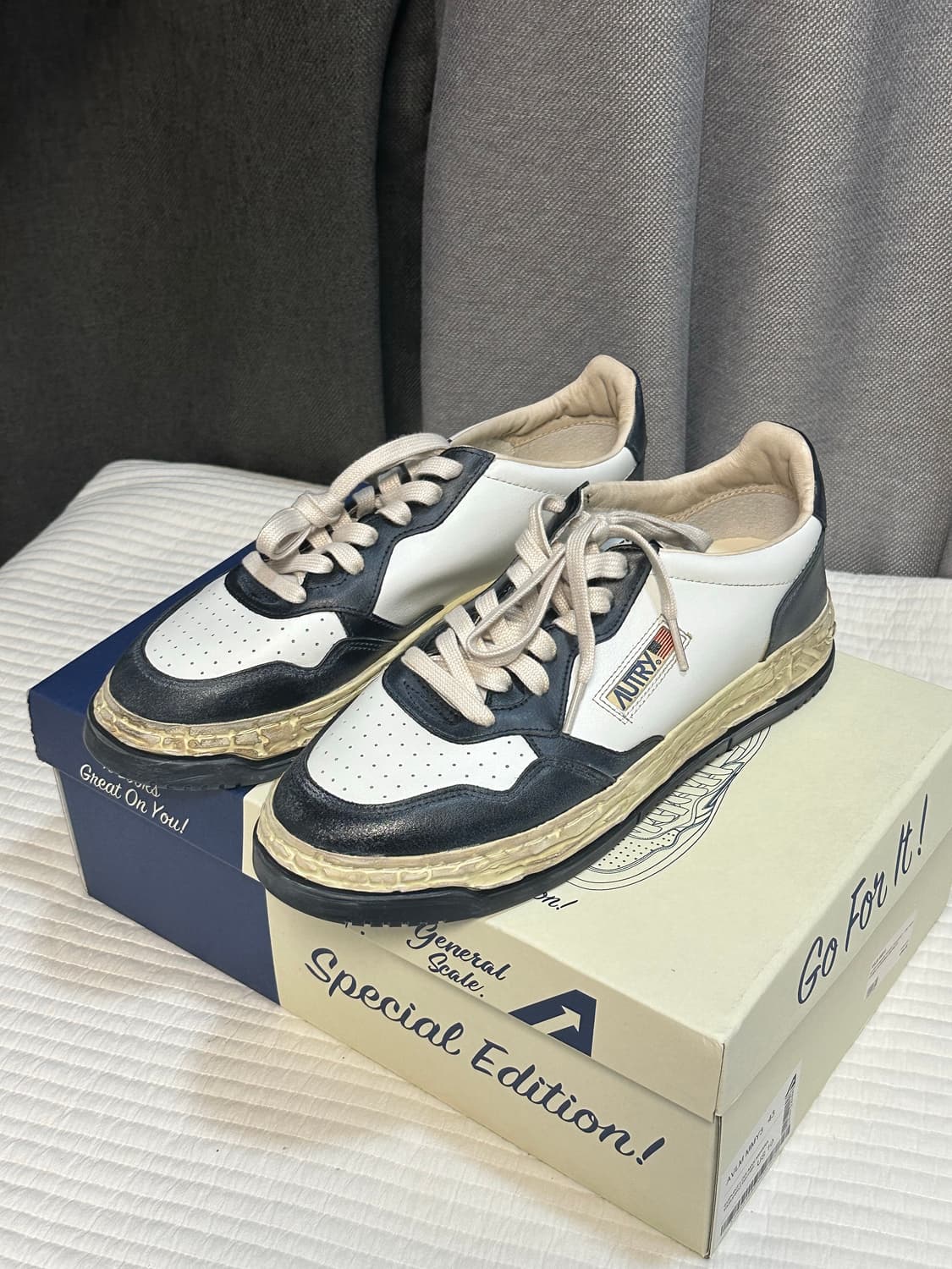 메종 미하라 야스히로x 오트리 스니커즈 43사이즈 새상품  상품이미지2