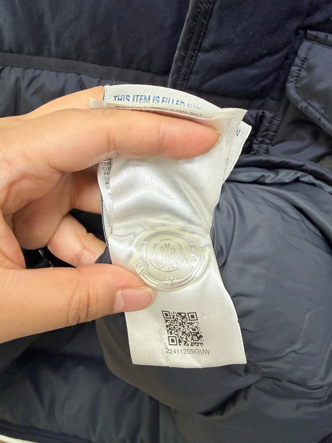 정품 몽클레어 아토스 패딩베스트 상품이미지4