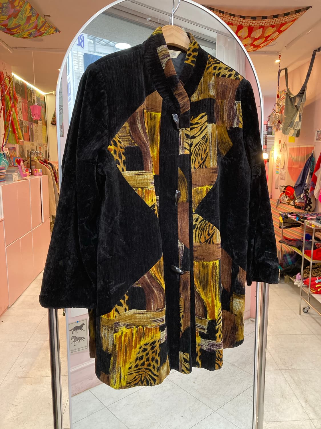 빈티지 패턴 벨벳 자켓 상품이미지1