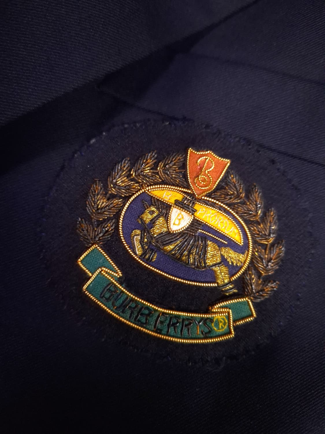 새제품 오리지날 우먼용 버버리 아카이브 와펜 금장블레이져 상품이미지3