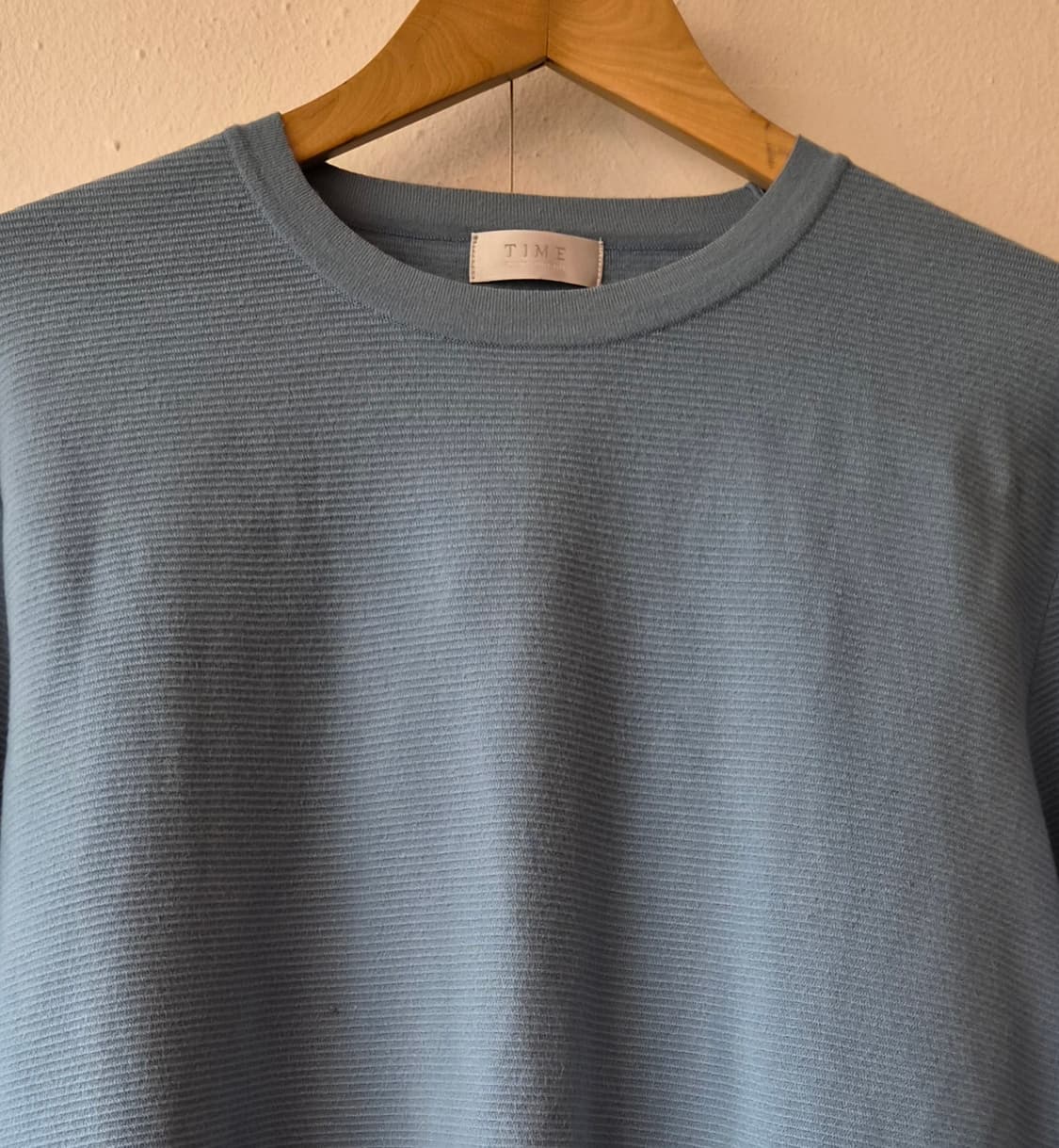 타임 남성 스카이블루 라운드니트
 상품이미지2