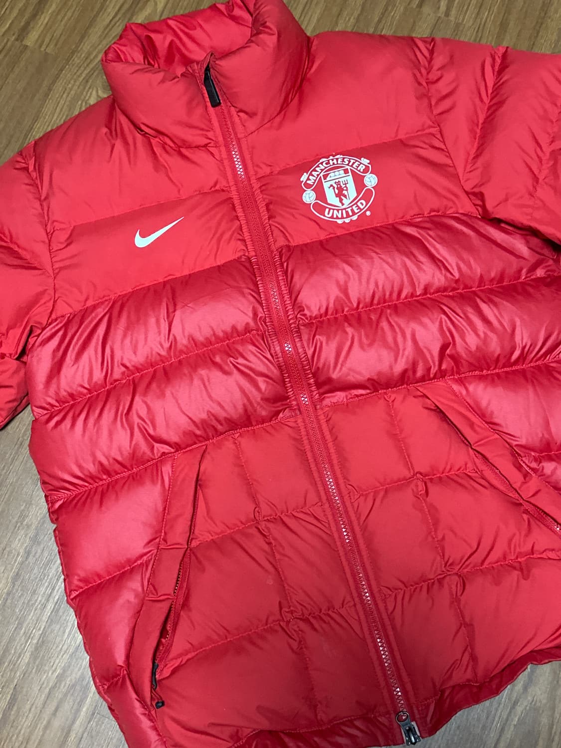 맨체스터 유나이티드 나이키 패딩 상품이미지2
