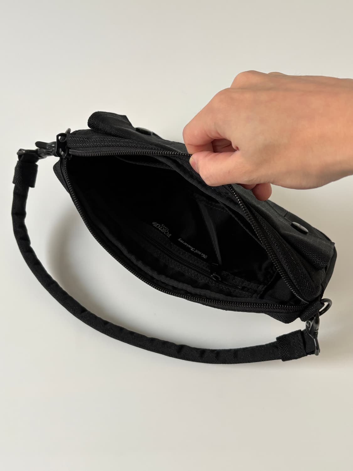 70th Tango Pouch Bag (Black) 상품이미지6