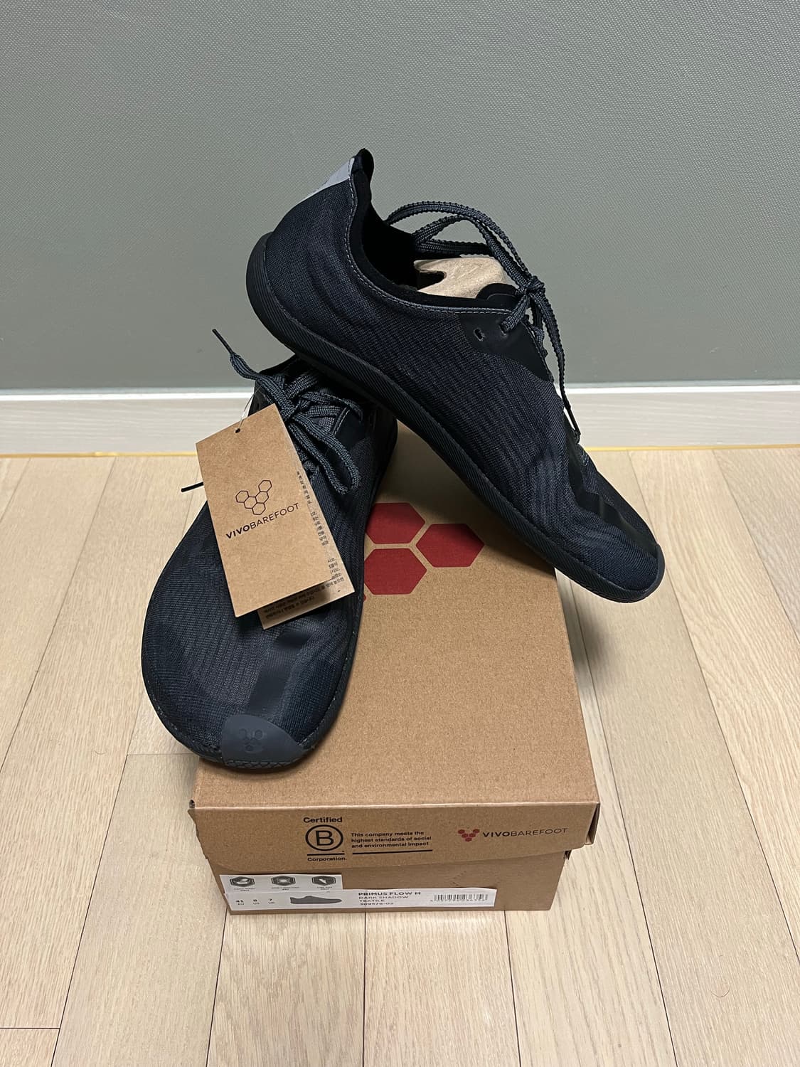 새제품 비보베어풋 41 사이즈 22만원에 판매합니다. 상품이미지1