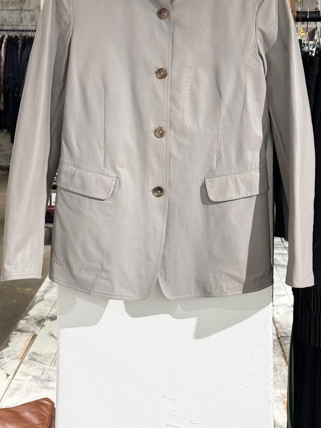 질샌더 라이트그레이 레더 싱글 카라 자켓 상품이미지5