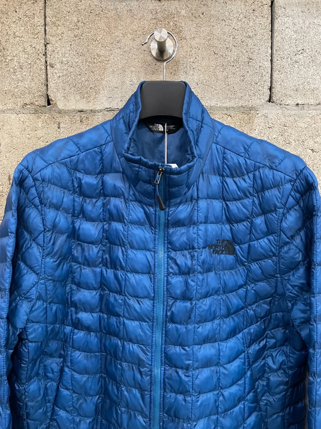 노스페이스 써모볼 경량 패딩 상품이미지2