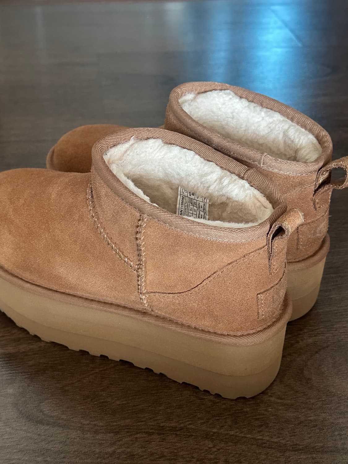 <정품> UGG 미국 어그 울트라 미니 플랫폼 체스트넛 230 US6W  상품이미지1