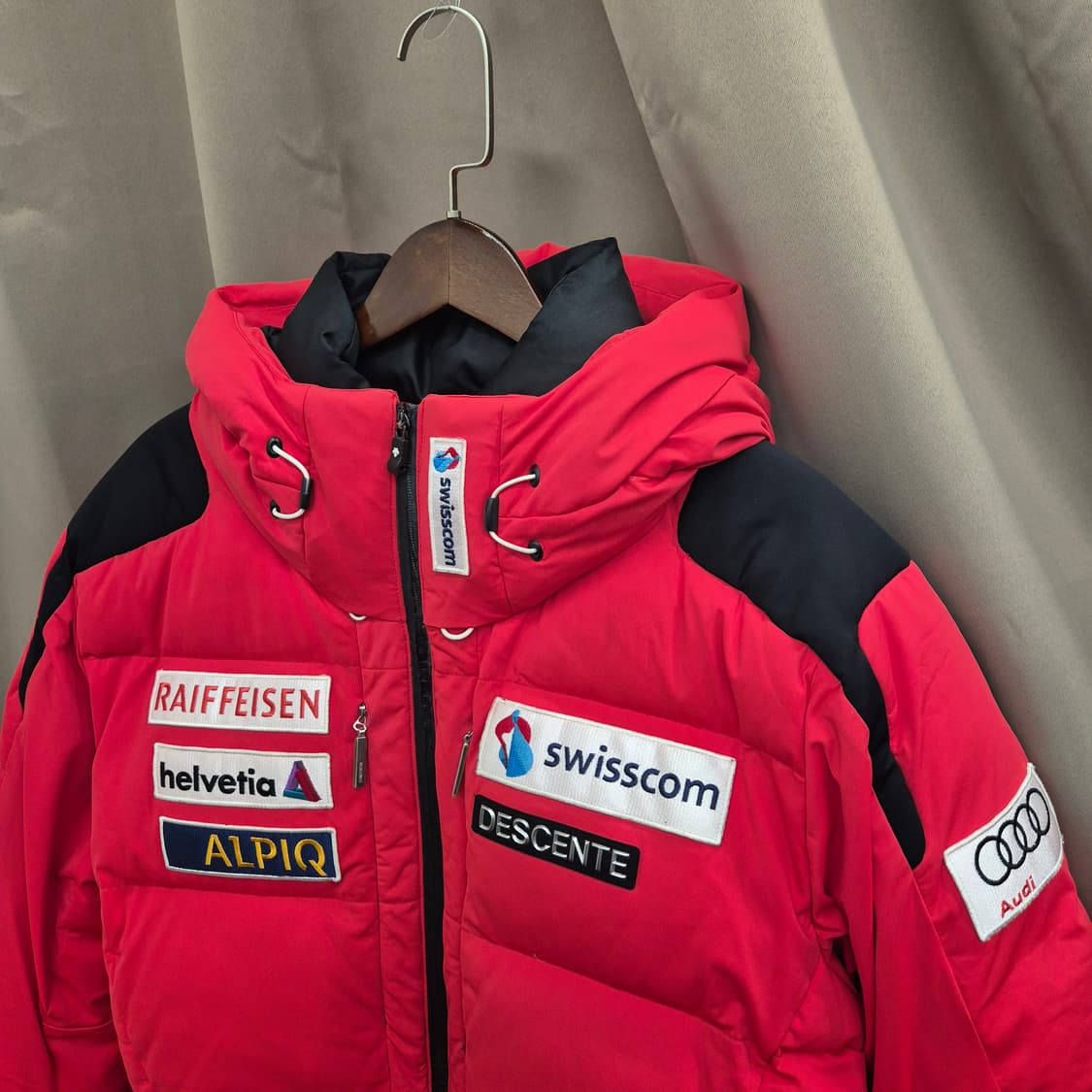 데상트 아우디 스키 패딩 110 상품이미지2