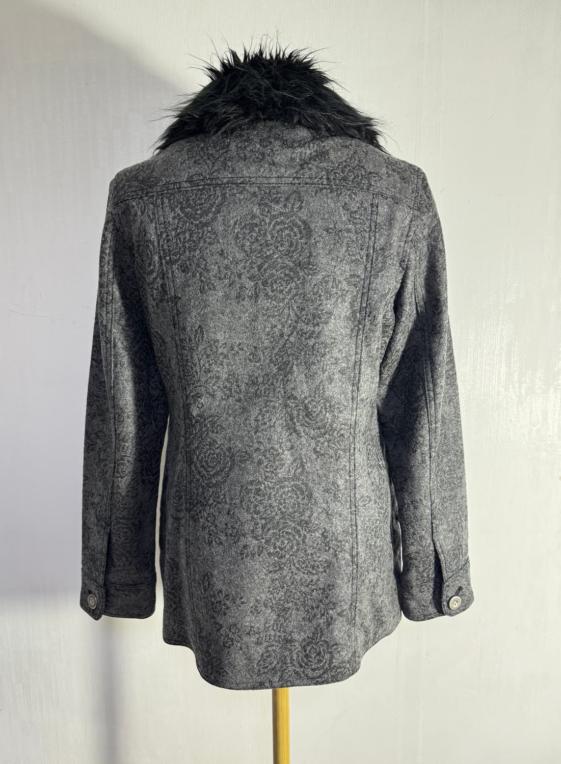 Algonquins 퍼 칼라 로즈 패턴 자켓 y2k 고딕 vkei 상품이미지4