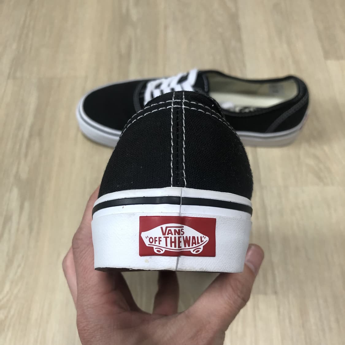 (260) 반스 VANS 어센틱 블랙 스니커즈 상품이미지3