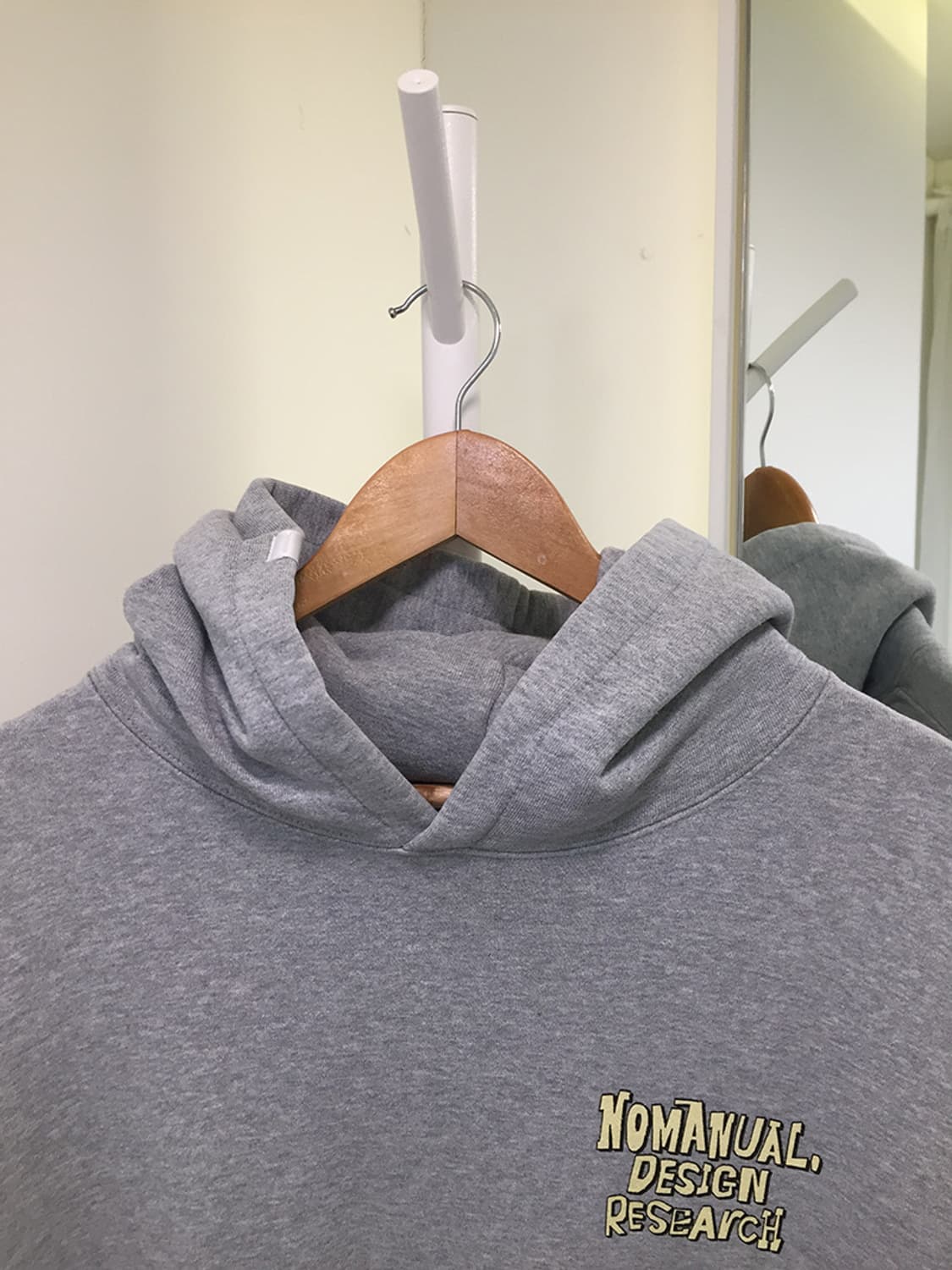 Unisex Nomanual Hoodie 100 상품이미지3