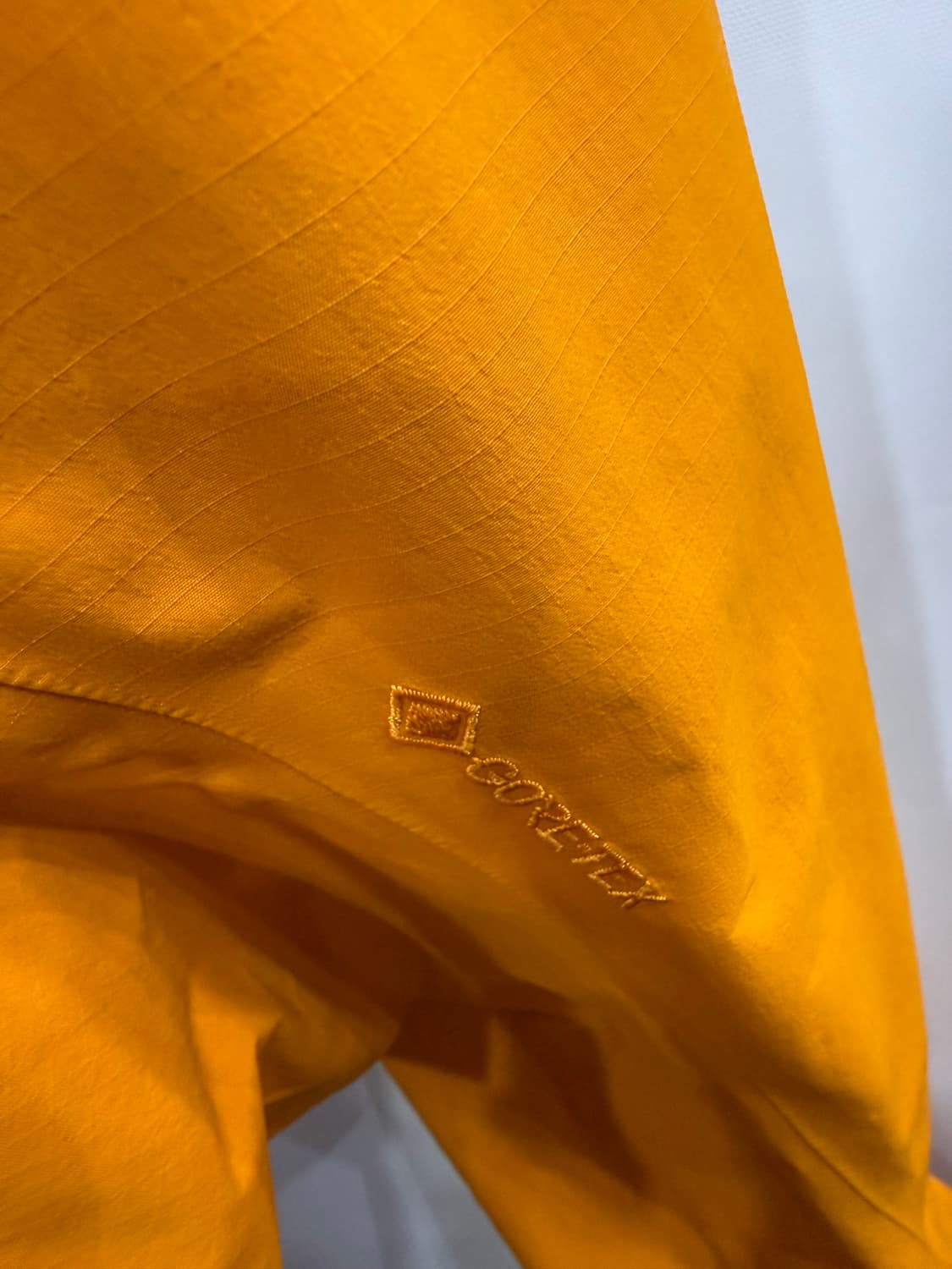 정품 아크테릭스 제타 SL 바람막이 XL사이즈 상품이미지4