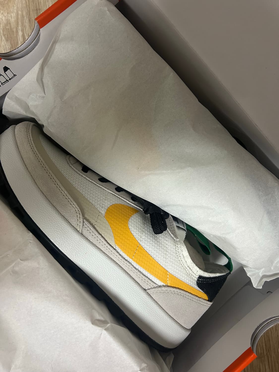 [새상품/260] 나이키 톰삭스 GPS제너럴 유니버시티골드 상품이미지3